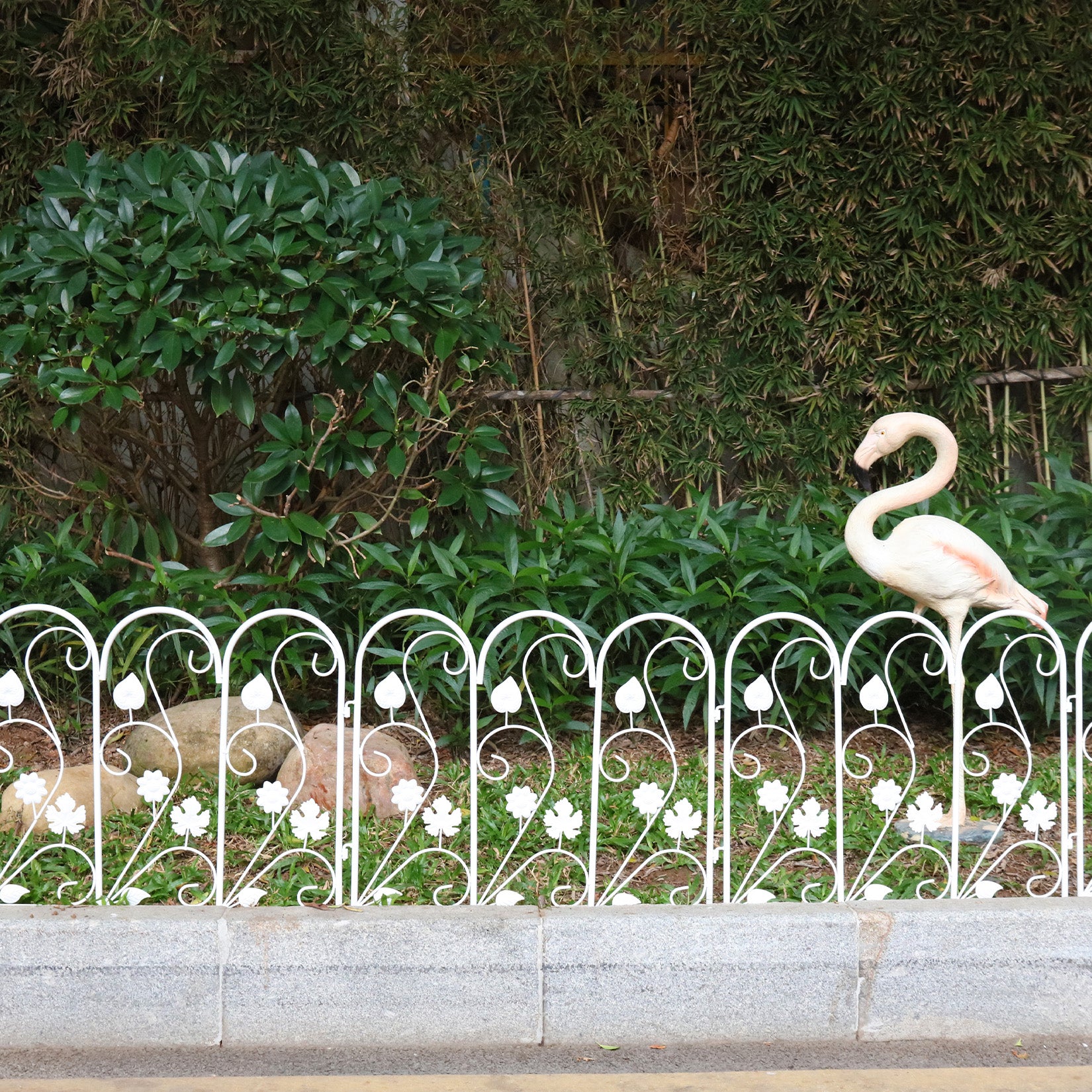 5Panels Decorative Garden Fence Coated Metal Wire Fencing Barrier for Backyards, Paths