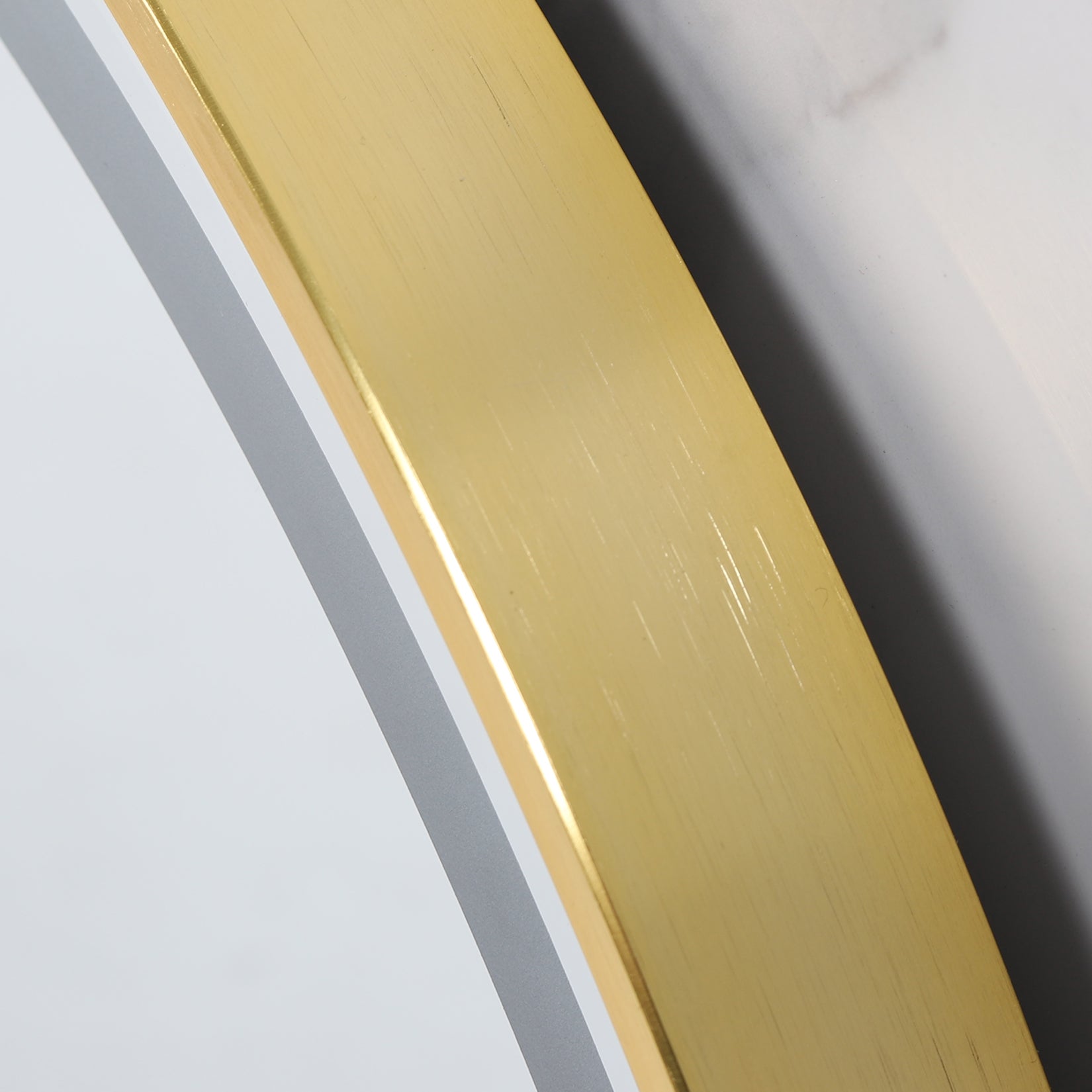 Illuminated Bathroom Mirror with Hanging Rope - Touch Control, Color-changing