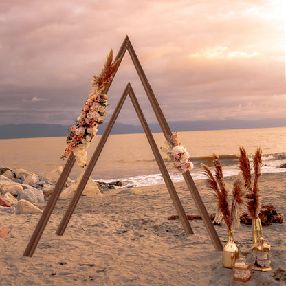 wedding stand with sunset for a beautiful look